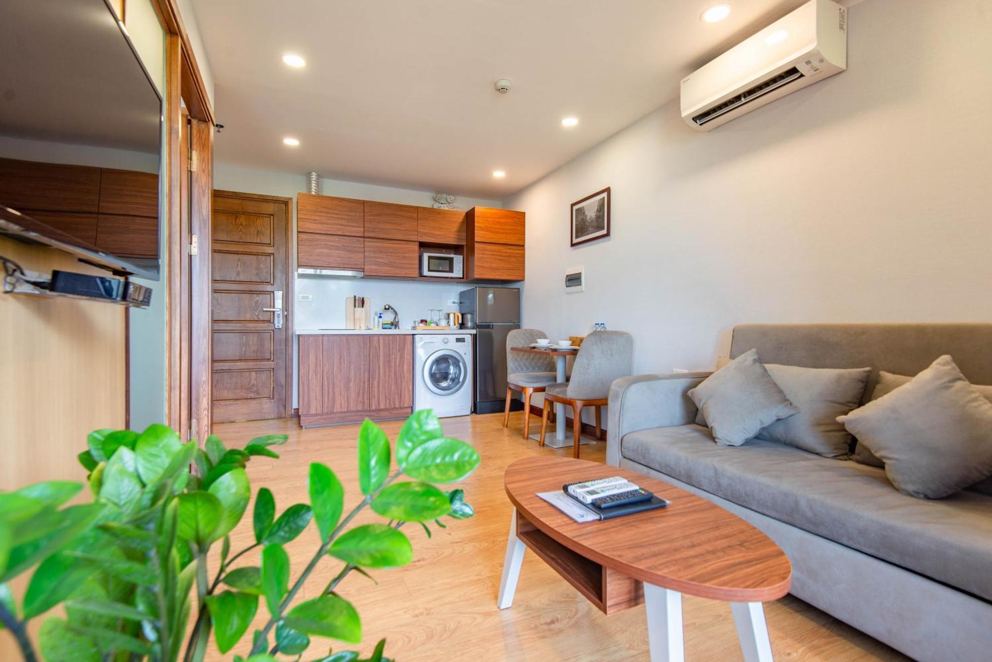 Sunny Moon West Lake Apartment 河内 客房 照片