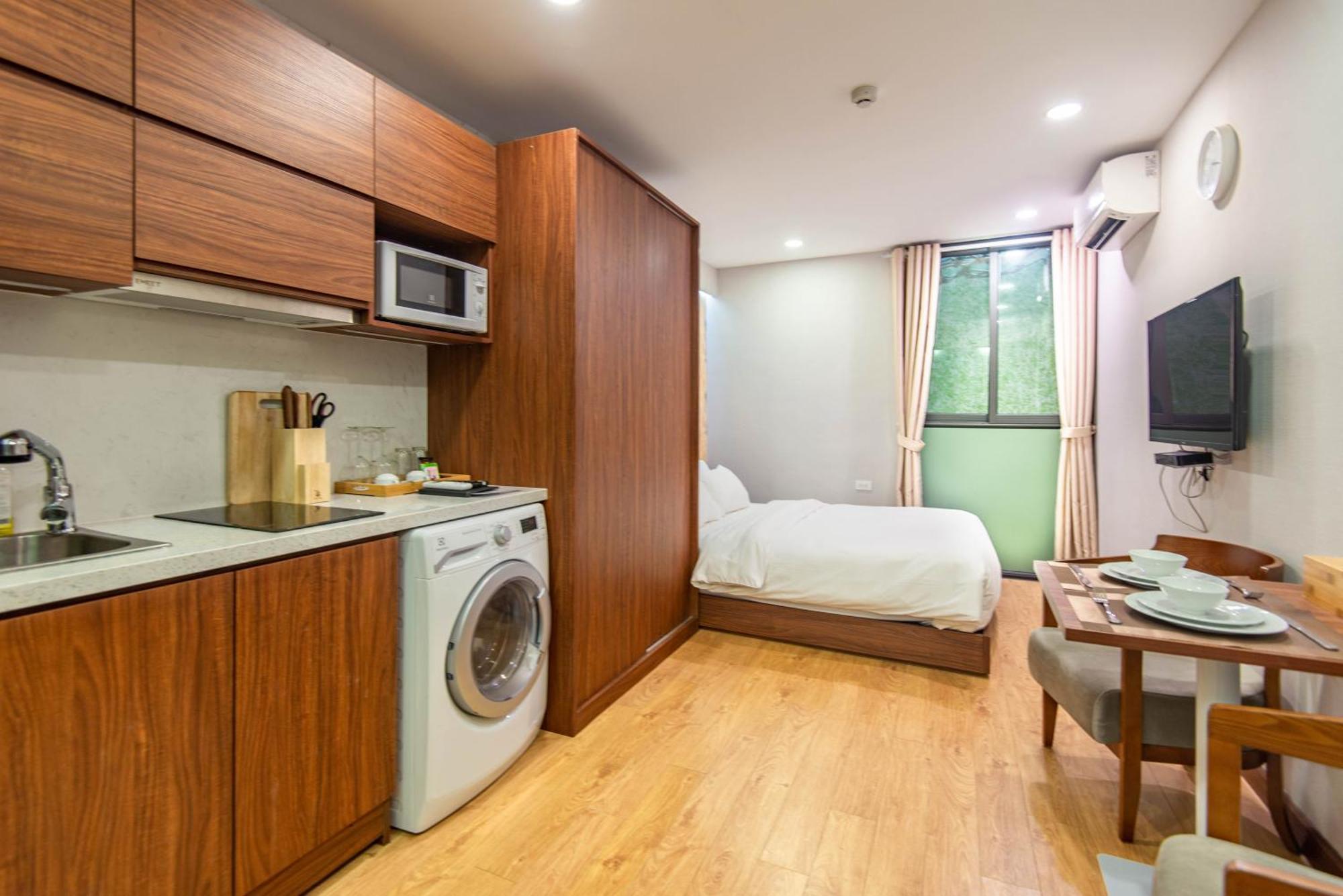 Sunny Moon West Lake Apartment 河内 客房 照片